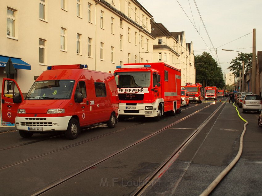 Feuer 4 Koeln Ehrenfeld Lansstr P491.JPG